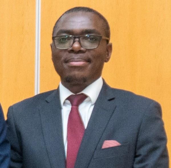 Mr Donvan Silungwe